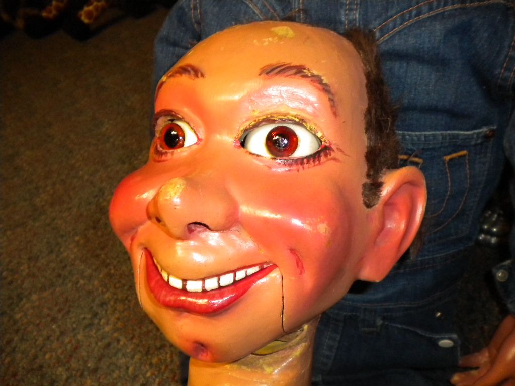Ventriloquist Central | Glen Cargyle Ventriloquist Figure