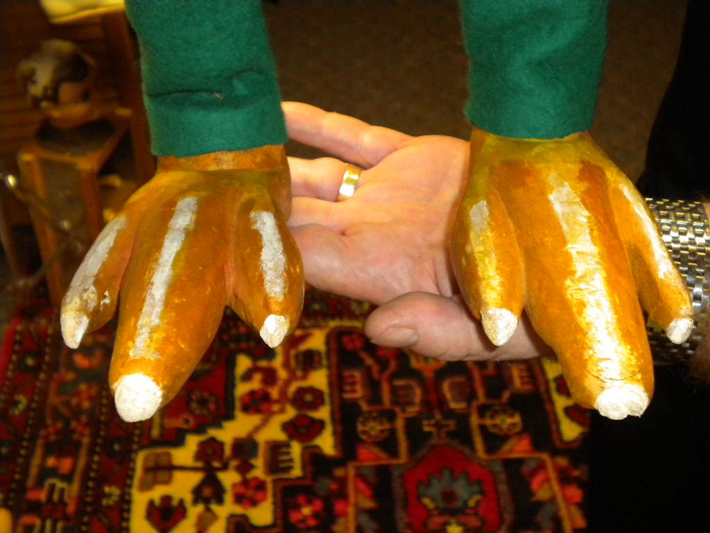 Ventriloquist Central Collection | Cecil Parkee Lolly Frog Ventriloquist Figure