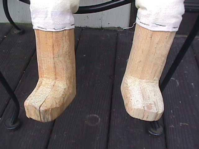 Ventriloquist Central | Brian Hamilton Wood Carved Figure