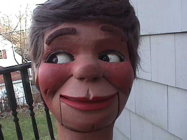 Ventriloquist Central | Brian Hamilton Wood Carved Figure