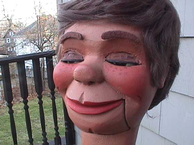 Ventriloquist Central | Brian Hamilton Wood Carved Figure