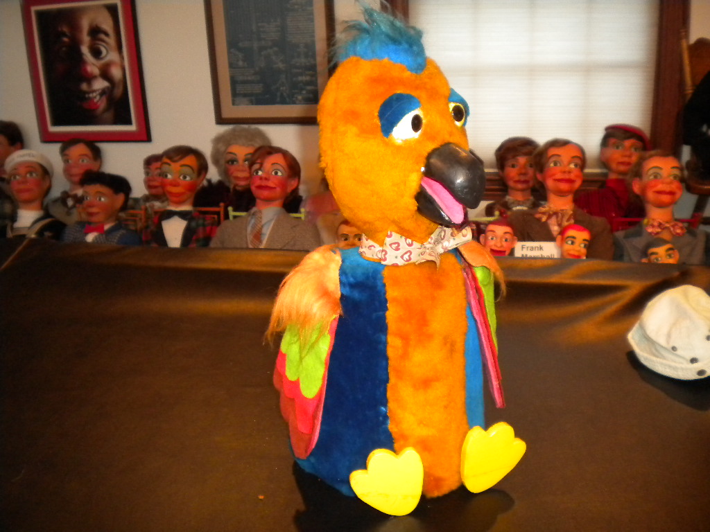 Ventriloquist Central Brian Hamilton Bird Ventriloquist Figure