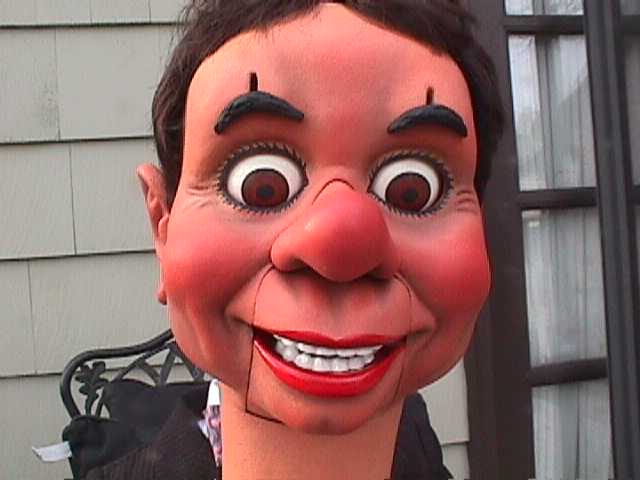 Ventriloquist Central Dan Willinger - The New Tribute to Ventriloquism