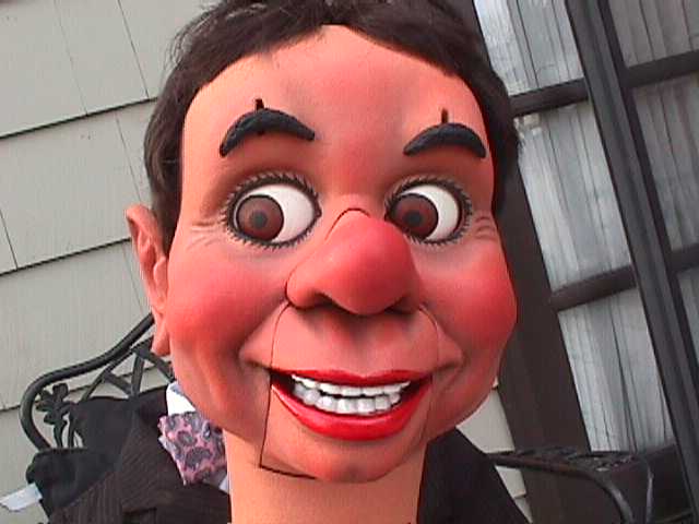 Ventriloquist Central Dan Willinger - The New Tribute to Ventriloquism