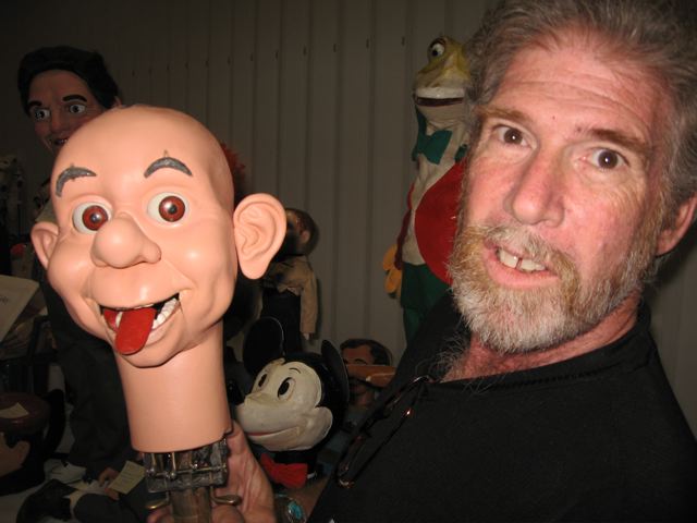Ventriloquist Central Dan Willinger - The New Tribute to Ventriloquism