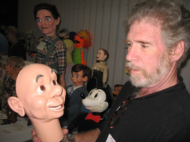 Ventriloquist Central Dan Willinger - The New Tribute to Ventriloquism