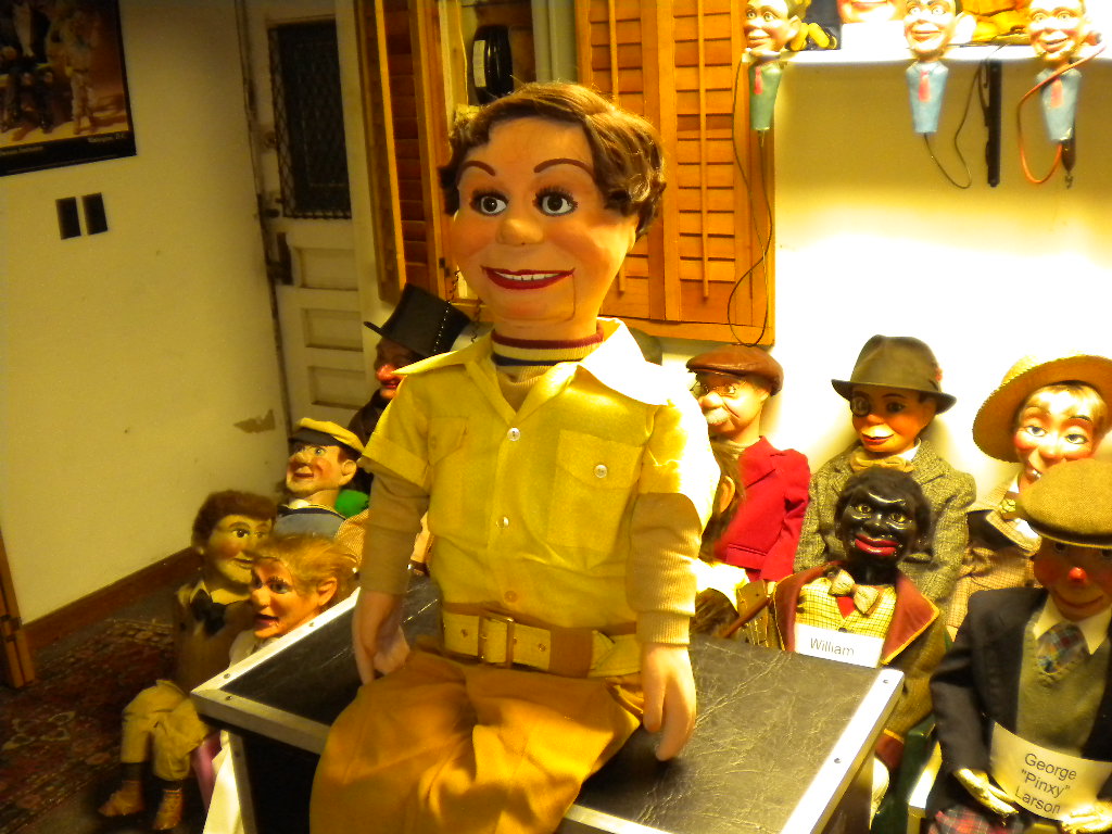 Ventriloquist Central |  Howie Olson Skinny Dugan Ventriloquist Figure