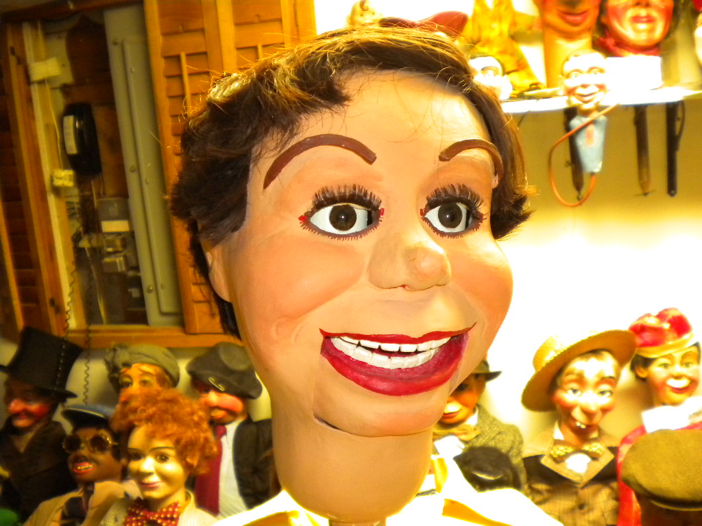 Ventriloquist Central |  Howie Olson Skinny Dugan Ventriloquist Figure