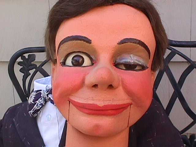 Ventriloquist Central - Frank Marshall Figure