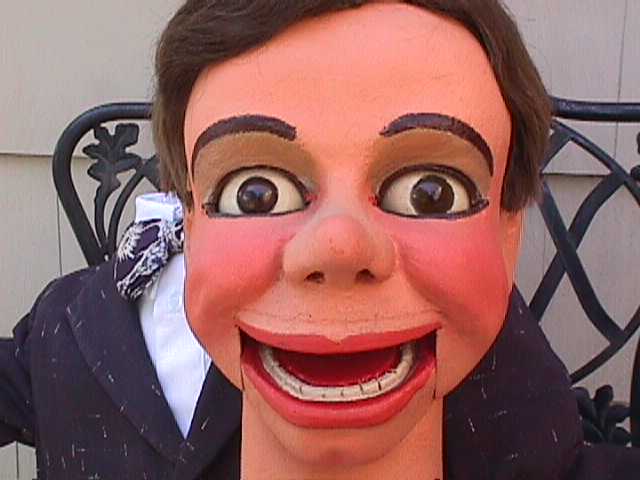 Ventriloquist Central - Frank Marshall Figure