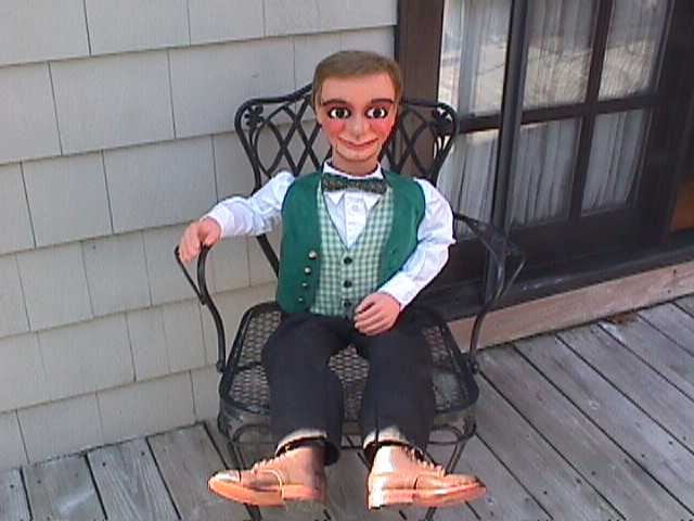 Ventriloquist Central - Frank Marshall Figure