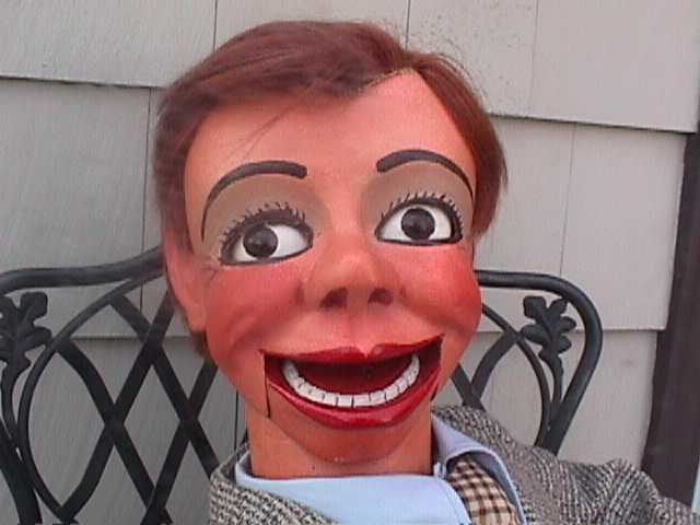 Ventriloquist Central - Frank Marshall Figure