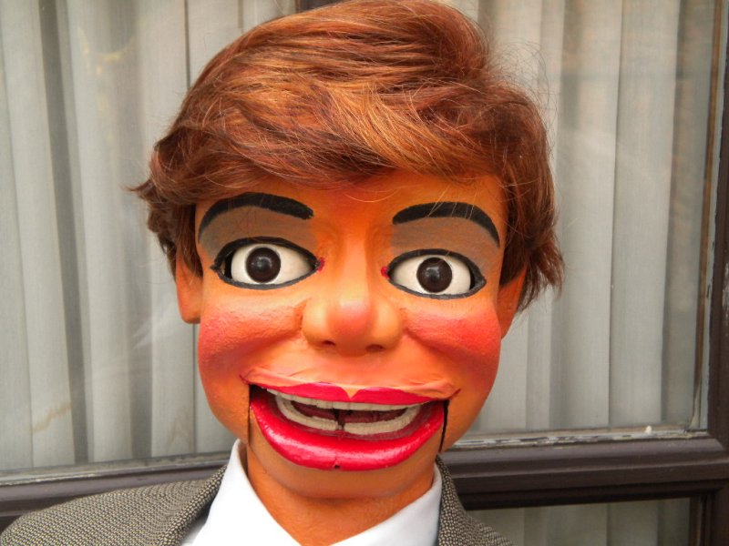 Ventriloquist Central |  Frank Marshall Walking Figure