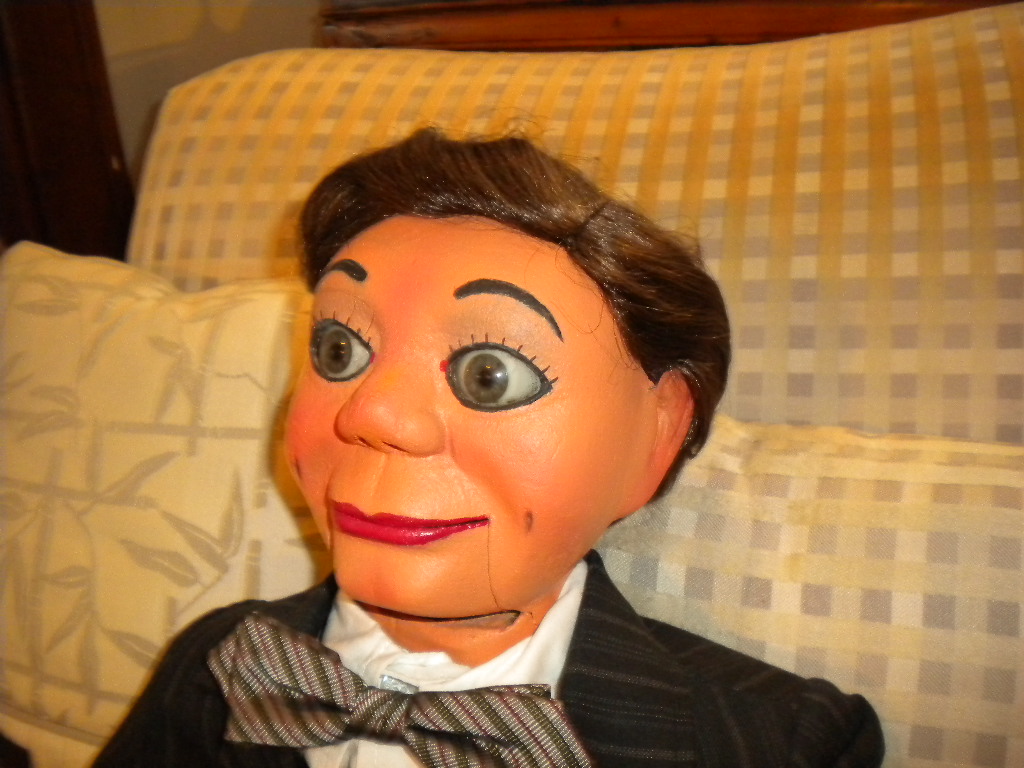 Ventriloquist Central |  A Very Small Frank Marshall Ventriloquist Figure