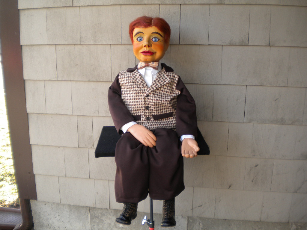 Ventriloquist Central |  Irish Frank Marshall Ventriloquist Figure