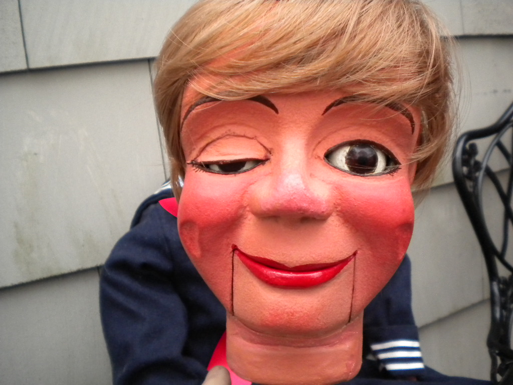 Ventriloquist Central |  A Tiny Frank Marshall Ventriloquist Figures