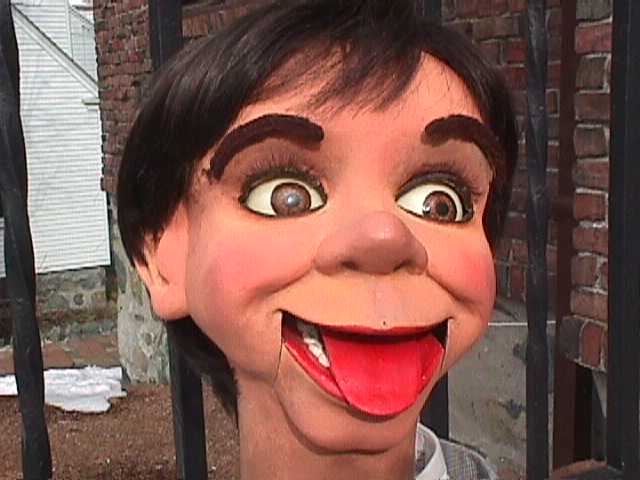 Ventriloquist Central Dan Willinger -Ray Guyll Figure - The New Tribute to Ventriloquism