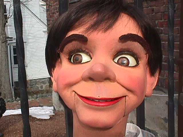 Ventriloquist Central Dan Willinger -Ray Guyll Figure - The New Tribute to Ventriloquism