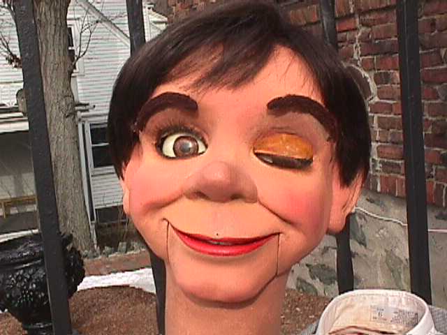 Ventriloquist Central Dan Willinger -Ray Guyll Figure - The New Tribute to Ventriloquism