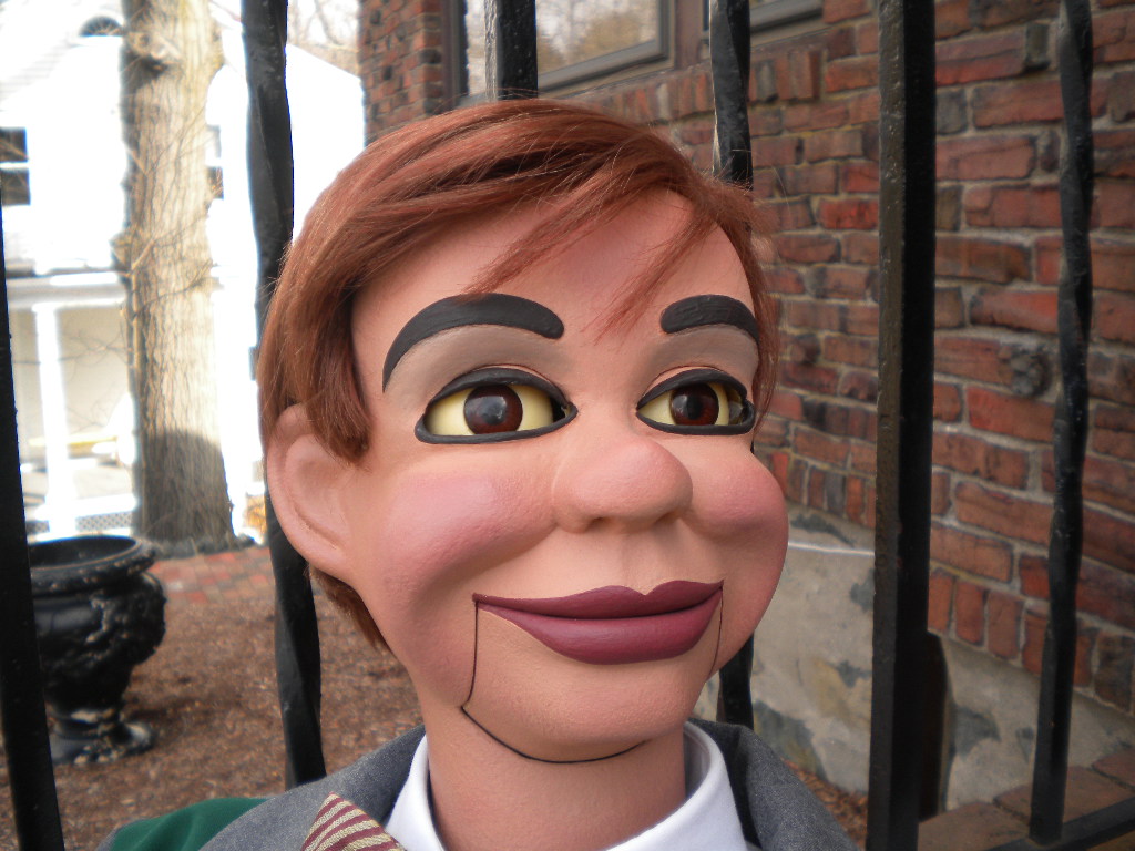 Ventriloquist Central Dan Willinger -Ray Guyll Figure - The New Tribute to Ventriloquism