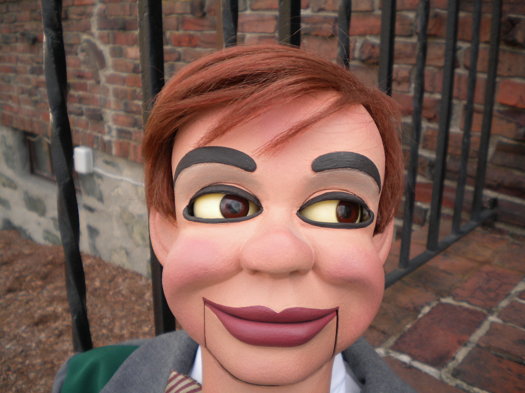 Ventriloquist Central Dan Willinger -Ray Guyll Figure - The New Tribute to Ventriloquism