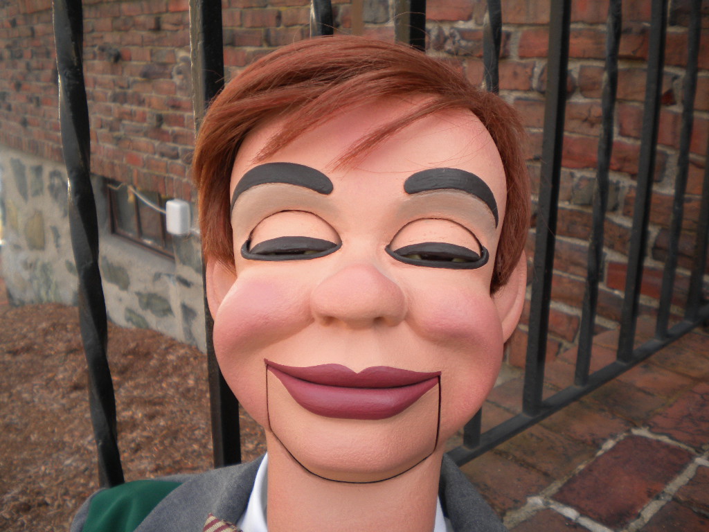 Ventriloquist Central Dan Willinger -Ray Guyll Figure - The New Tribute to Ventriloquism