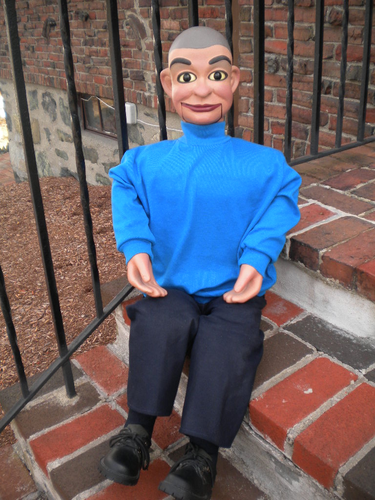 Ventriloquist Central Dan Willinger -Ray Guyll Figure - The New Tribute to Ventriloquism