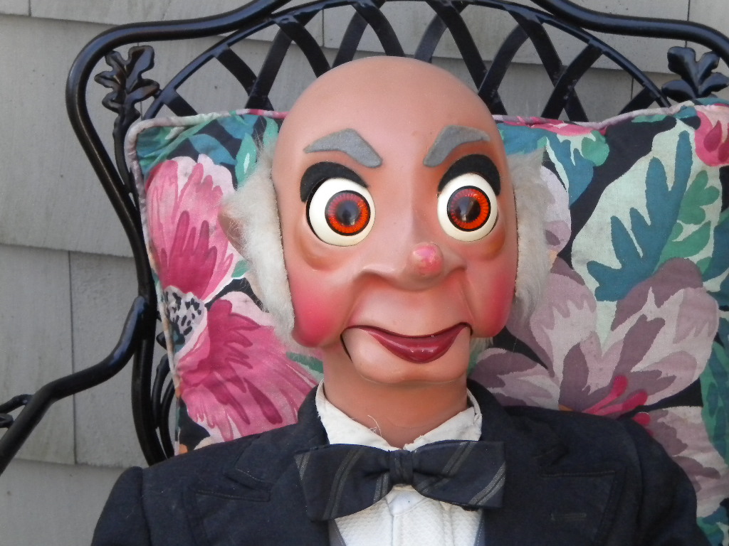 Ventriloquist Central Collection | Rene Zendajas Figure