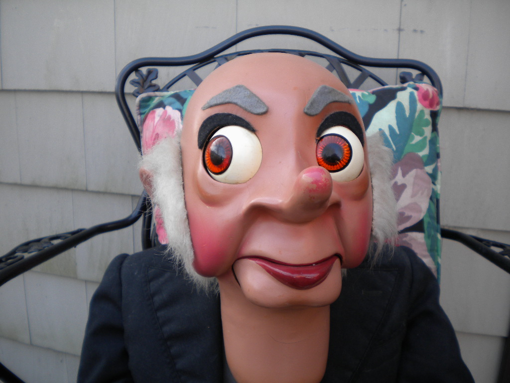 Ventriloquist Central Collection | Rene Zendajas Figure