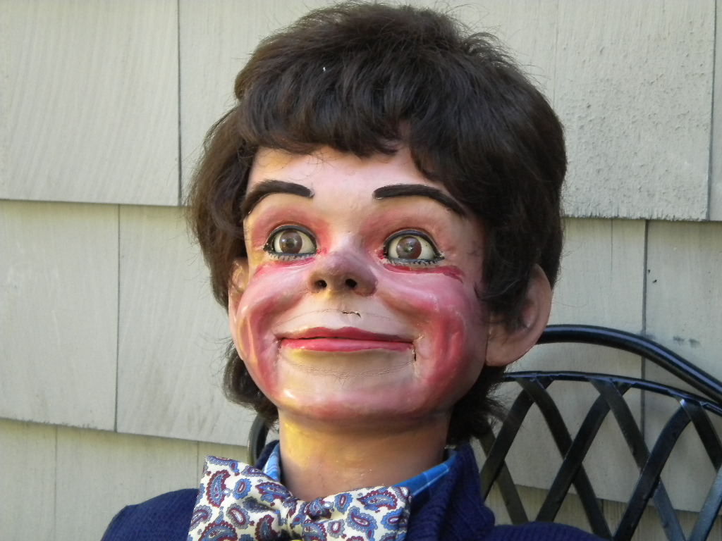 Ventriloquist Central | Len Insull Cheeky Boy Ventriloquist Figure