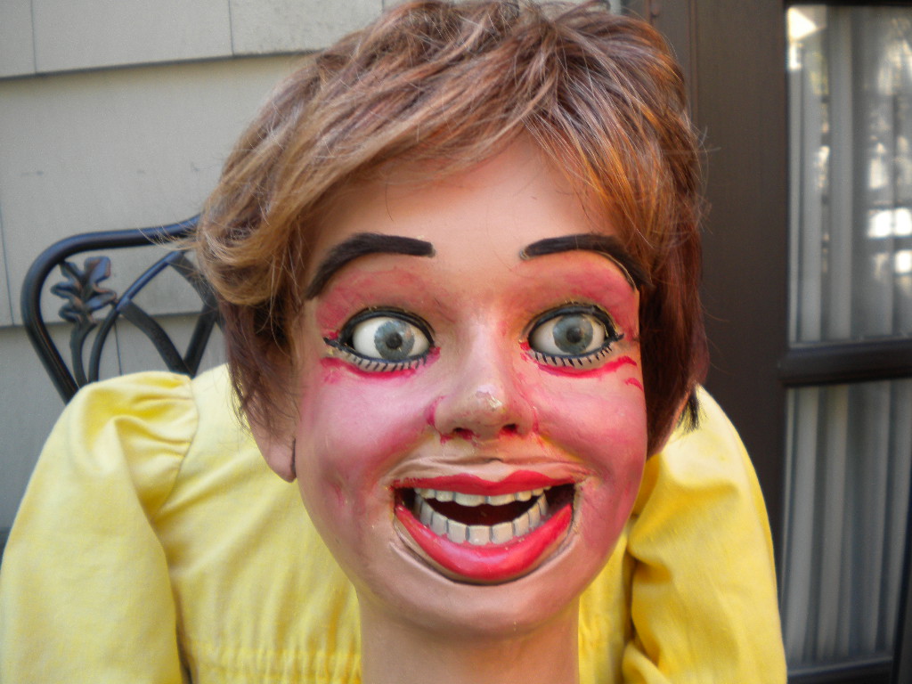 Ventriloquist Central | Len Insull Female Ventriloquist Figure