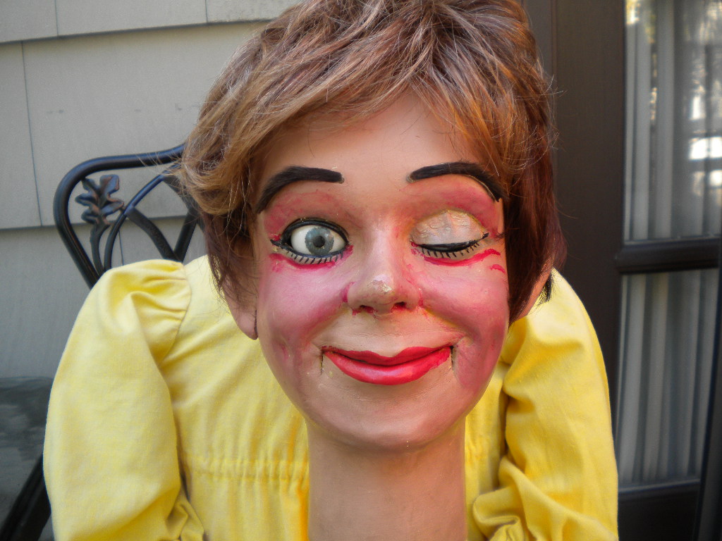 Ventriloquist Central | Len Insull Female Ventriloquist Figure