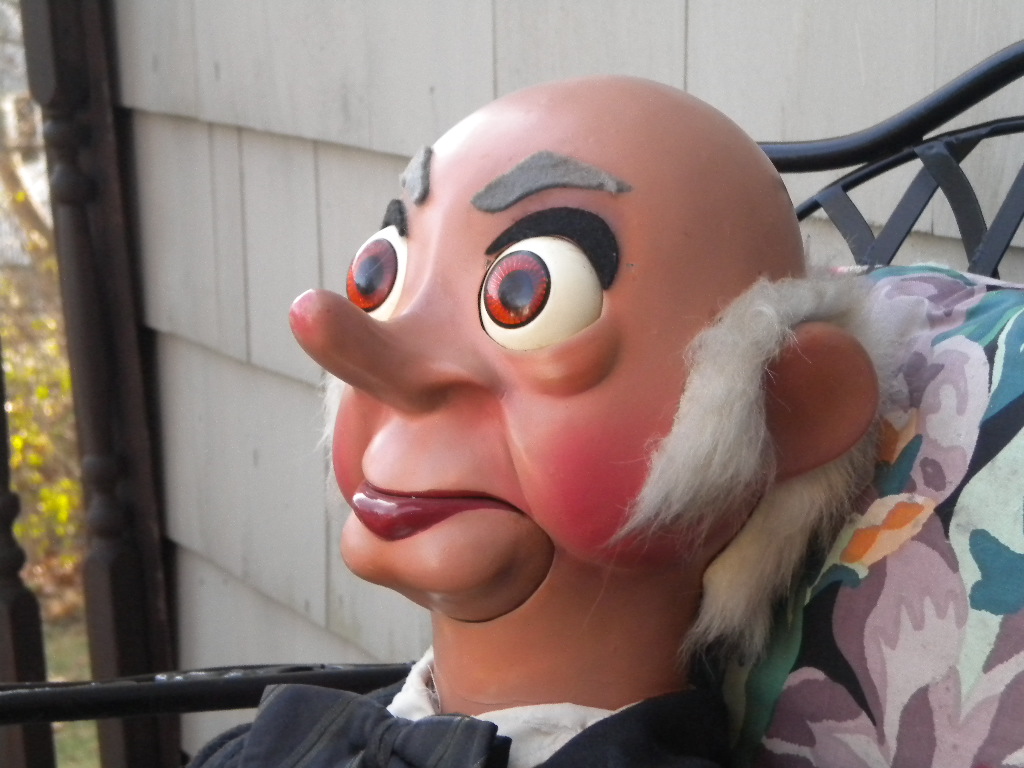 Ventriloquist Central Collection | Rene Zendajas Figure