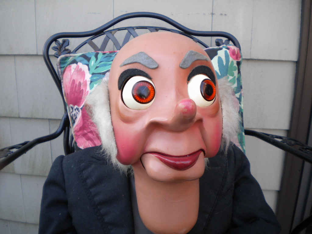 Ventriloquist Central Collection | Rene Zendajas Figure